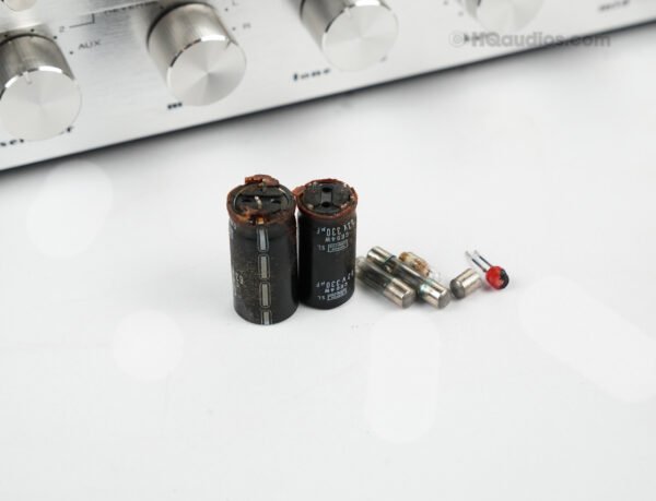 1trsh0321_marantz_2330b_white_23