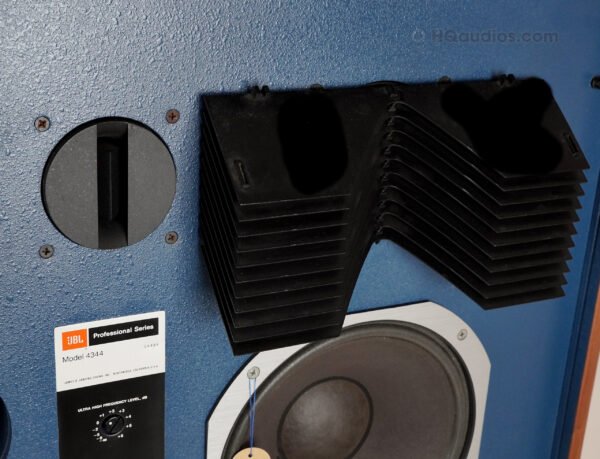 2cc0009_jbl_4344_7