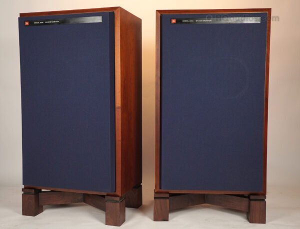2cc0010_jbl_4344_26