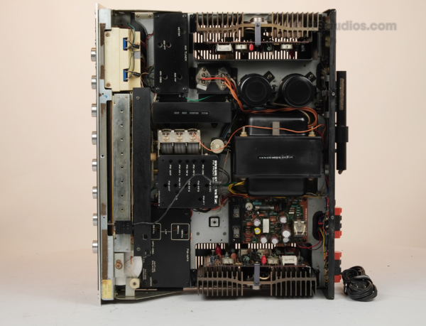 2qa0004_marantz_2325 White_1