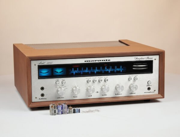 2qa0012_marantz_2245 White_thumb