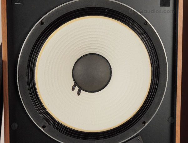 2qe0115_jbl_4311b_11