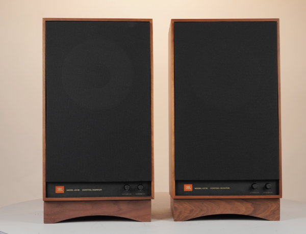 2qe0115_jbl_4311b_2