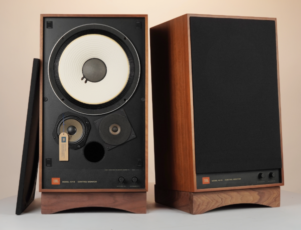 2qe0115_jbl_4311b_thumb