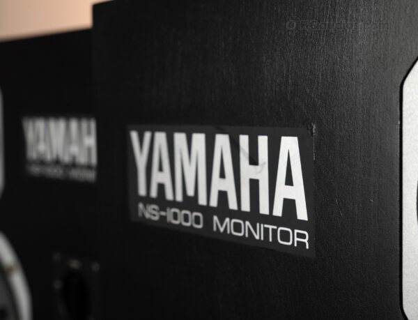 2qe0122_yamaha_ns-1000 Black_38