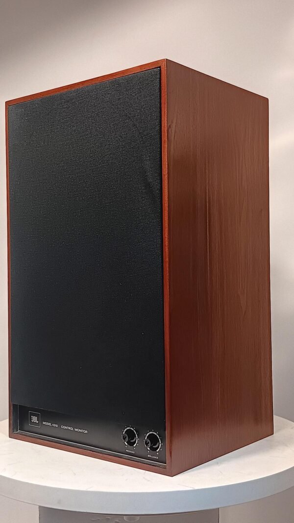 Jbl_4310wx_speakers_1tolc0148 (9)