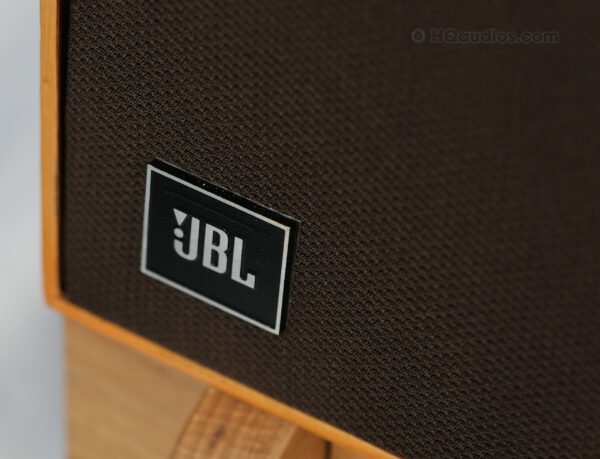 15quss0007_speakers_jbl_l100 Century (11)