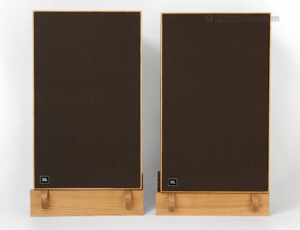 15quss0007_speakers_jbl_l100 Century (12)