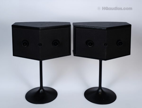 1lilc2060_bose 901-6 Speakers + Eq + Stands (2)