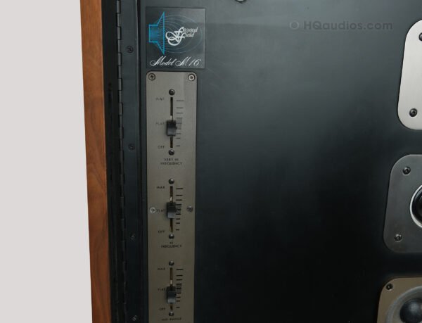 1selc2588_speakers_marantz_m16 (5)