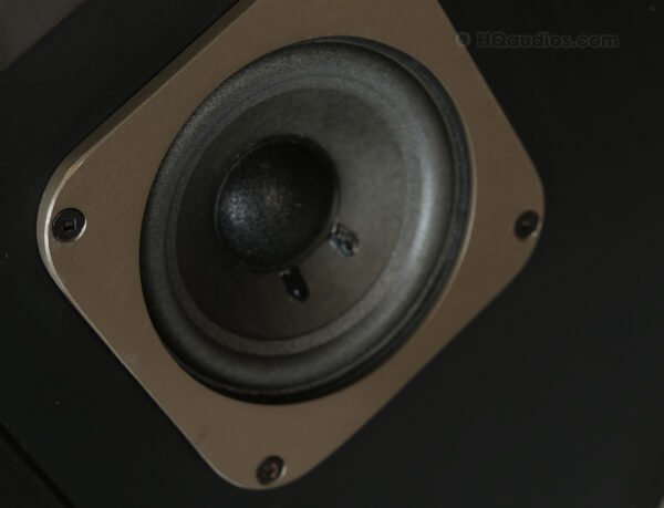 1selc2588_speakers_marantz_m16 (8)