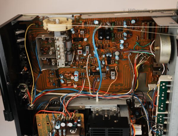 1thlc0226_kenwood_kr-6030 (2)