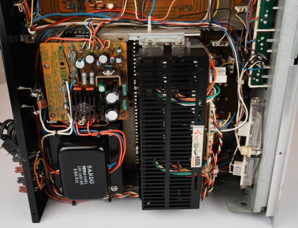 1thlc0226_kenwood_kr-6030 (3)