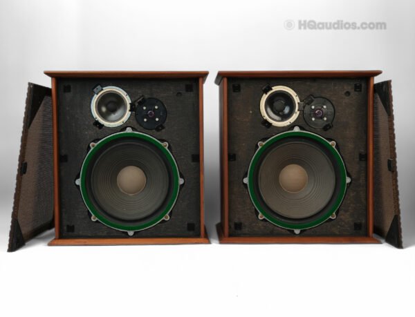 1tolc2262_speakers_wharfedale-w70e (3)