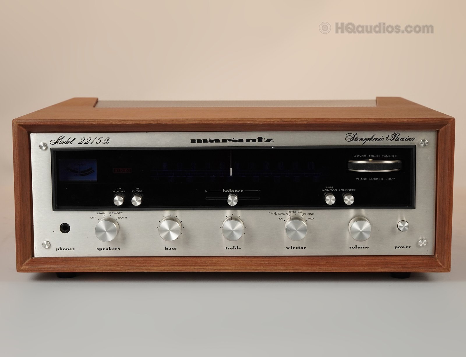 1trsh0157_marantz_2215b (25) 1trsh0157_marantz_2215b (25)