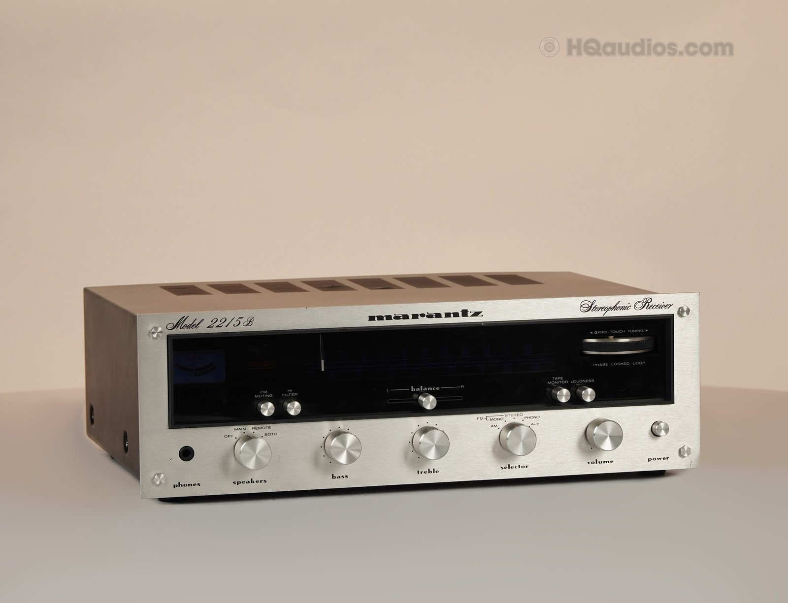 1trsh0157_marantz_2215b (9) 1trsh0157_marantz_2215b (9)