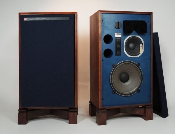 2cc0011_jbl_4344 - Cover