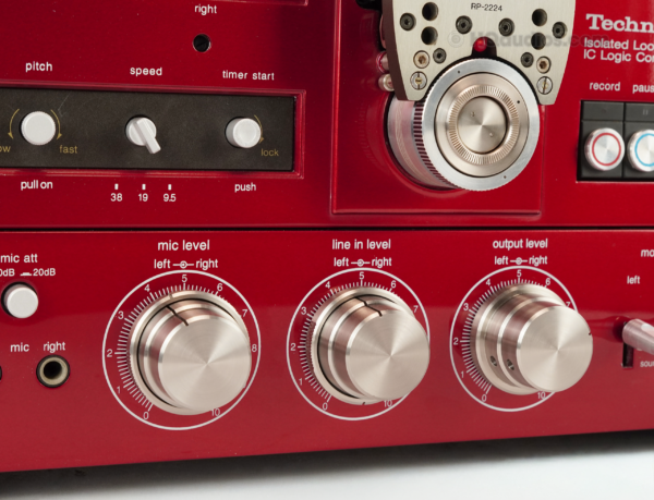 2lo0006_technics_rs-1500 Red_11
