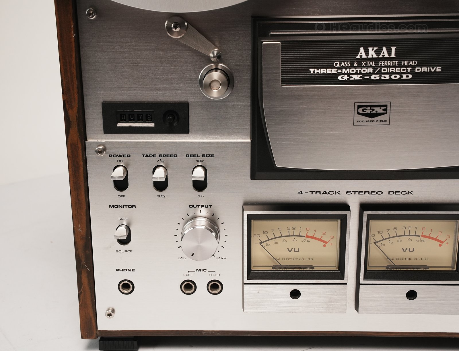 5jke4251_rtr_akai_gs-630d White (13) 5jke4251_rtr_akai_gs-630d White (13)