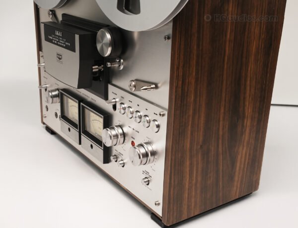 5jke4251_rtr_akai_gs-630d White (16)