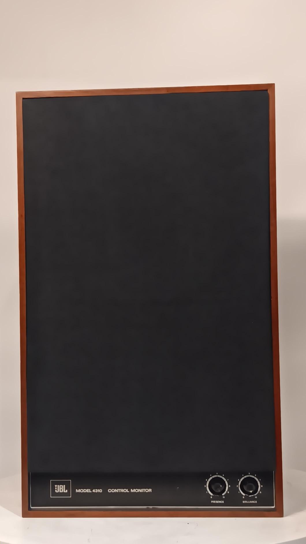Jbl_4310_speakers_dqs1600 (15) Jbl_4310_speakers_dqs1600 (15)