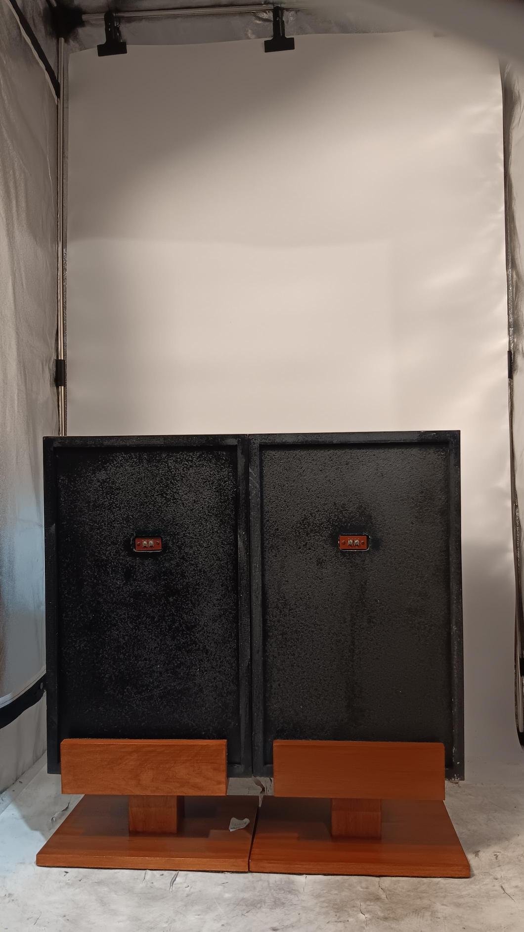 Jbl_4310_speakers_dqs1600 (3) Jbl_4310_speakers_dqs1600 (3)