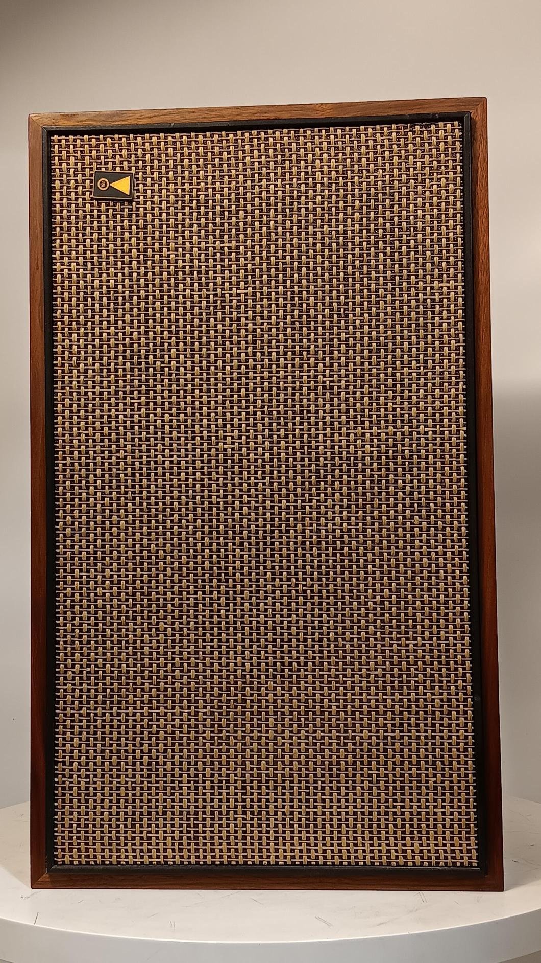 Jbl_c53_libra_speakers_1anlc2107 (11) Jbl_c53_libra_speakers_1anlc2107 (11)