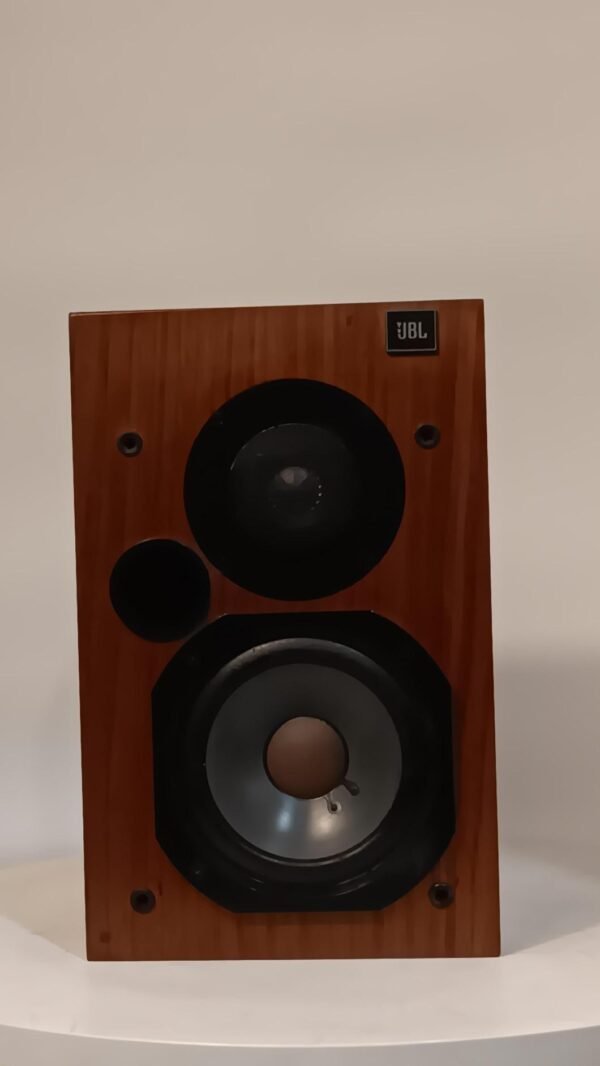 Jbl_l20t_speakers_dqs1755 (1)