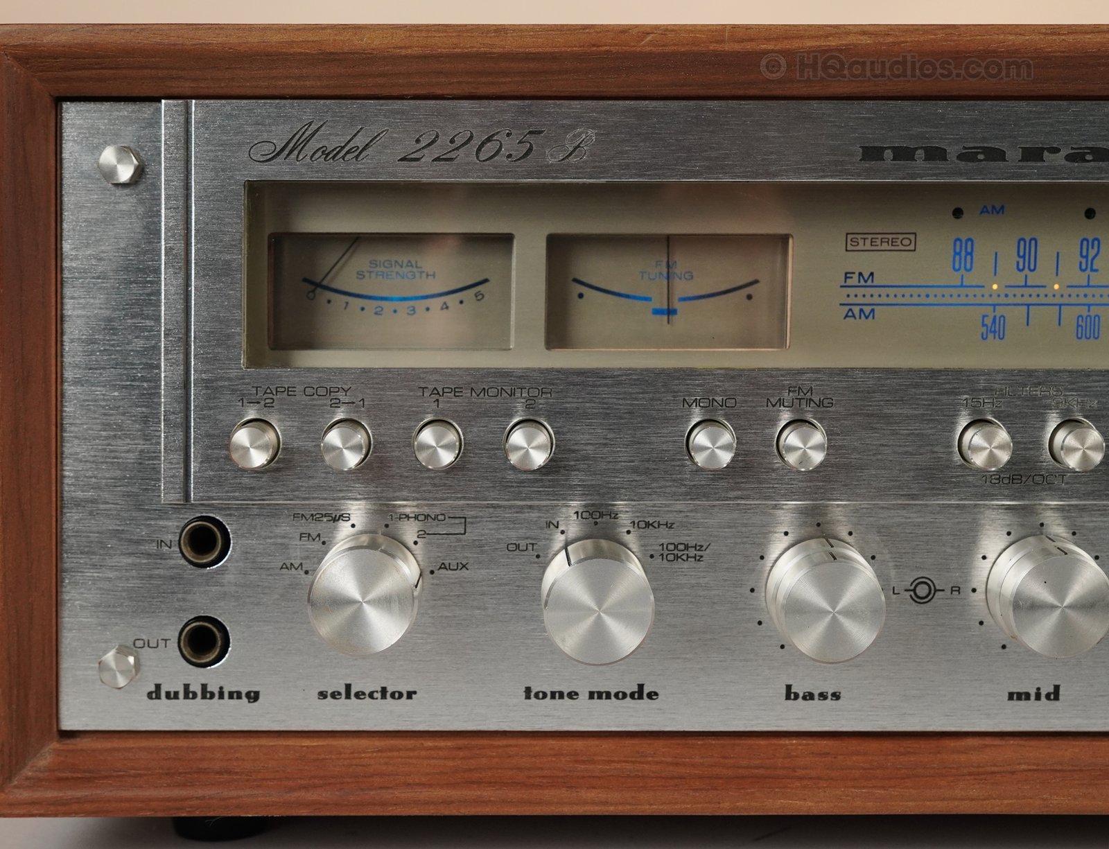 Pae0892_marantz_2265b White (22) Pae0892_marantz_2265b White (22)