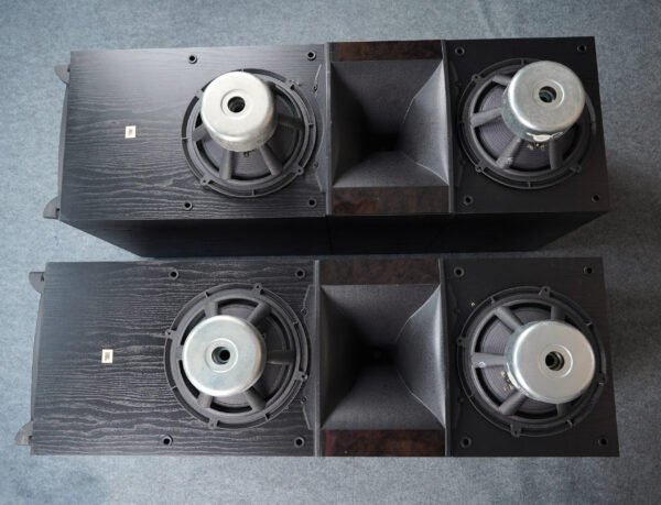 Speakers_jbl_sva2100_5qtts0679_1