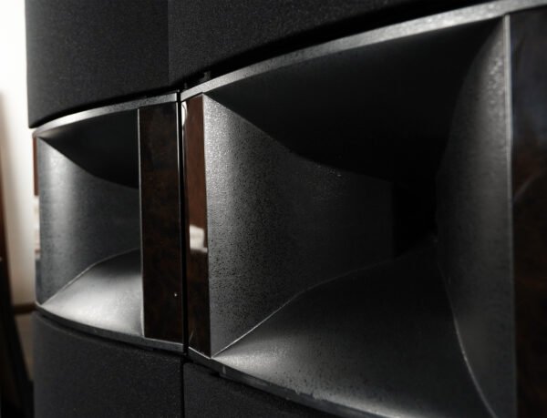 Speakers_jbl_sva2100_5qtts0679_17