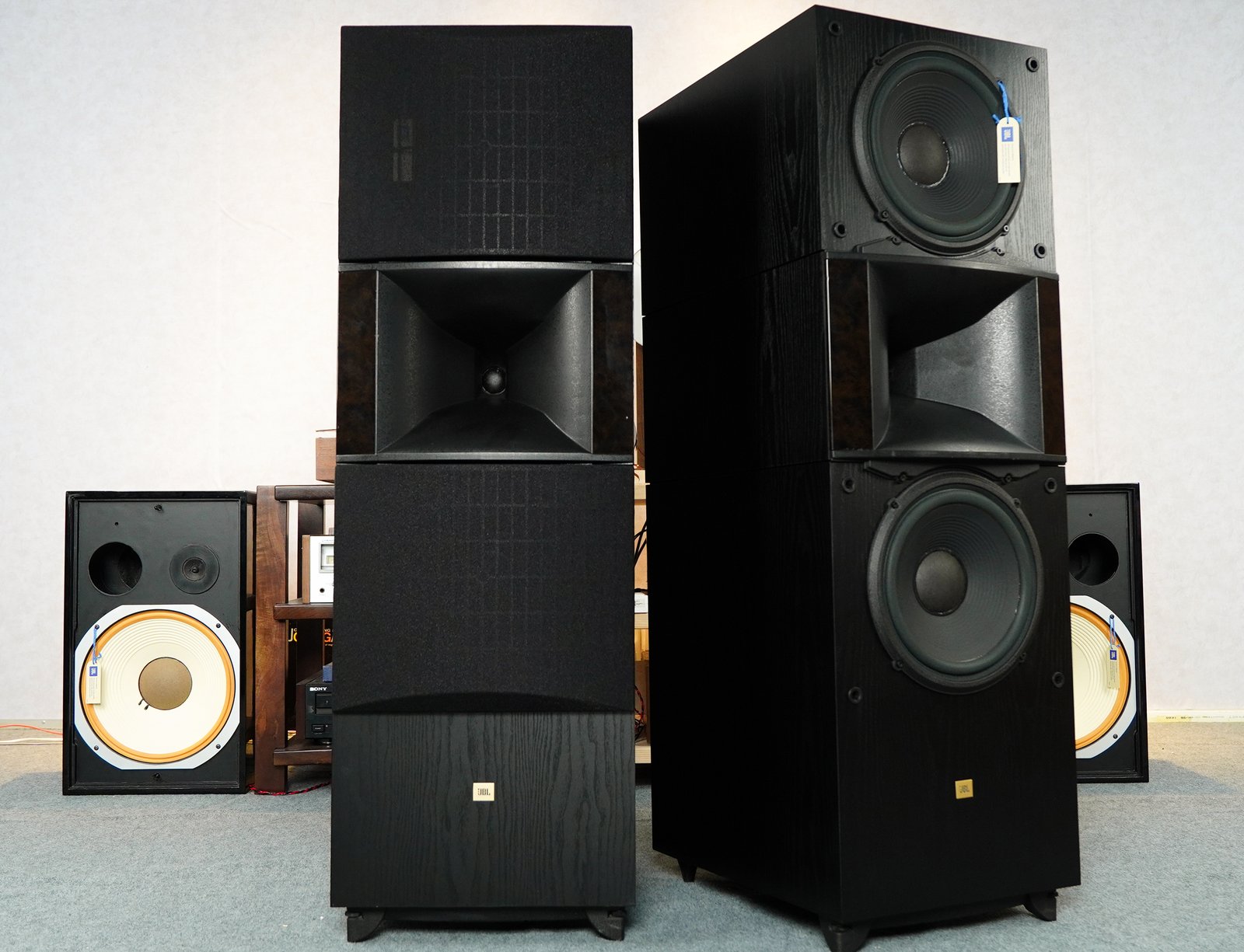 Speakers_jbl_sva2100_5qtts0679_18 Speakers_jbl_sva2100_5qtts0679_18
