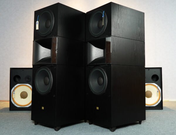 Speakers_jbl_sva2100_5qtts0679_21