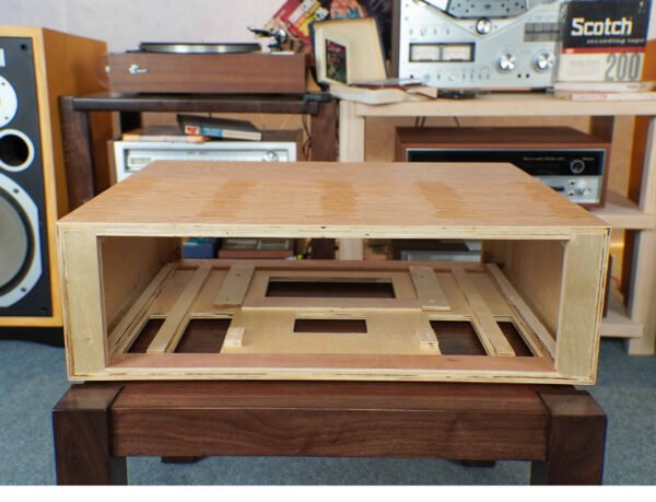 Wood Case_kenwood_kr9600_2gn55c0001_0002_wood Case_kenwood_kr9600_2gn55c0001-10