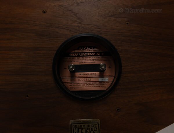 1lilc2469_bose 901-5 Speakers (18)