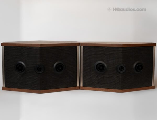 1lilc2469_bose 901-5 Speakers (3)