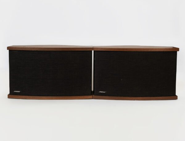 1lilc2469_bose 901-5 Speakers_thumb
