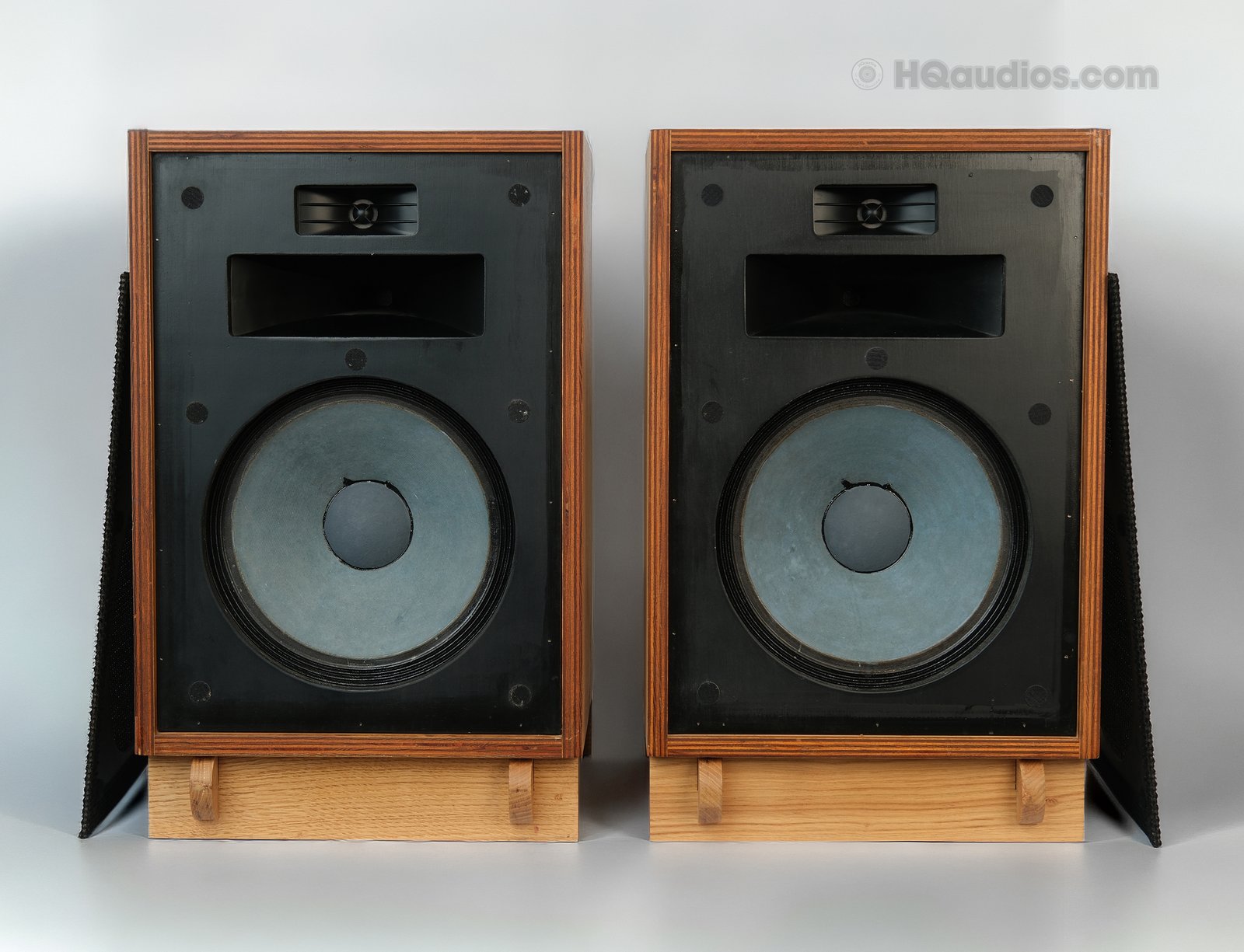 1thl0023_speakers_klipsch_heresy (19) 1thl0023_speakers_klipsch_heresy (19)