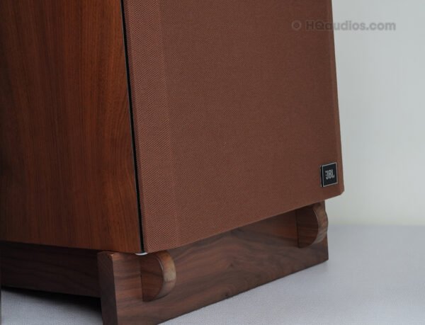 2qe0162 (1)