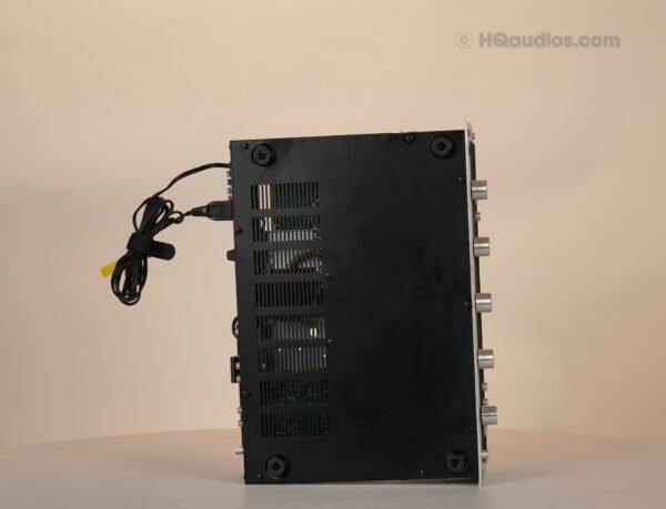 1trsh0157_marantz_2215b (1)